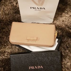 Miu miu wallet